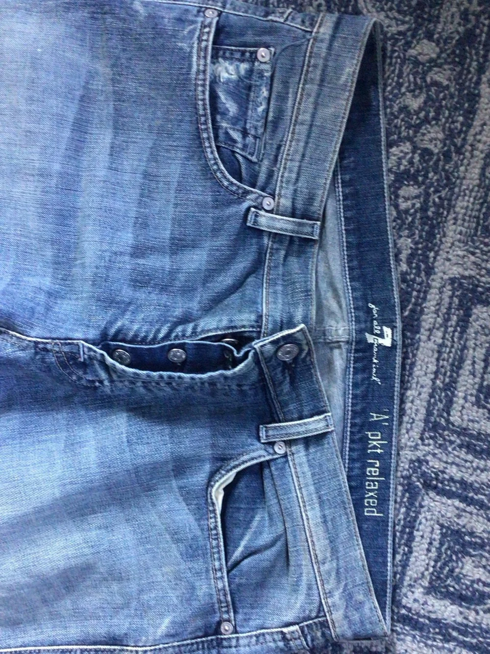 Never worn 7 For All Mankind Men’s Light Blue Straight-Leg Jeans Size 34